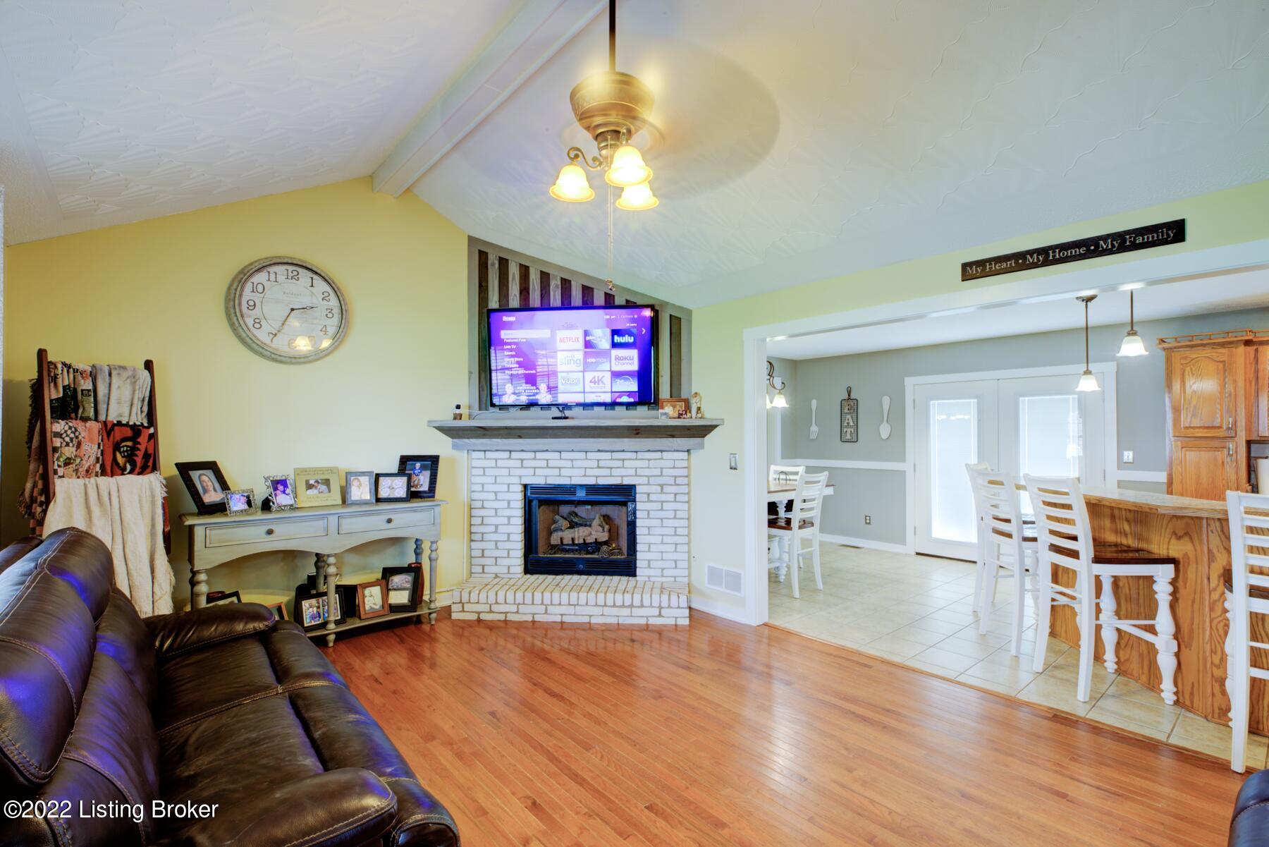 133 Floyds Fork Road Shepherdsville, KY 40165 - Photo 4 of 39 GSP-133_Floyds_Fork_Dr-4