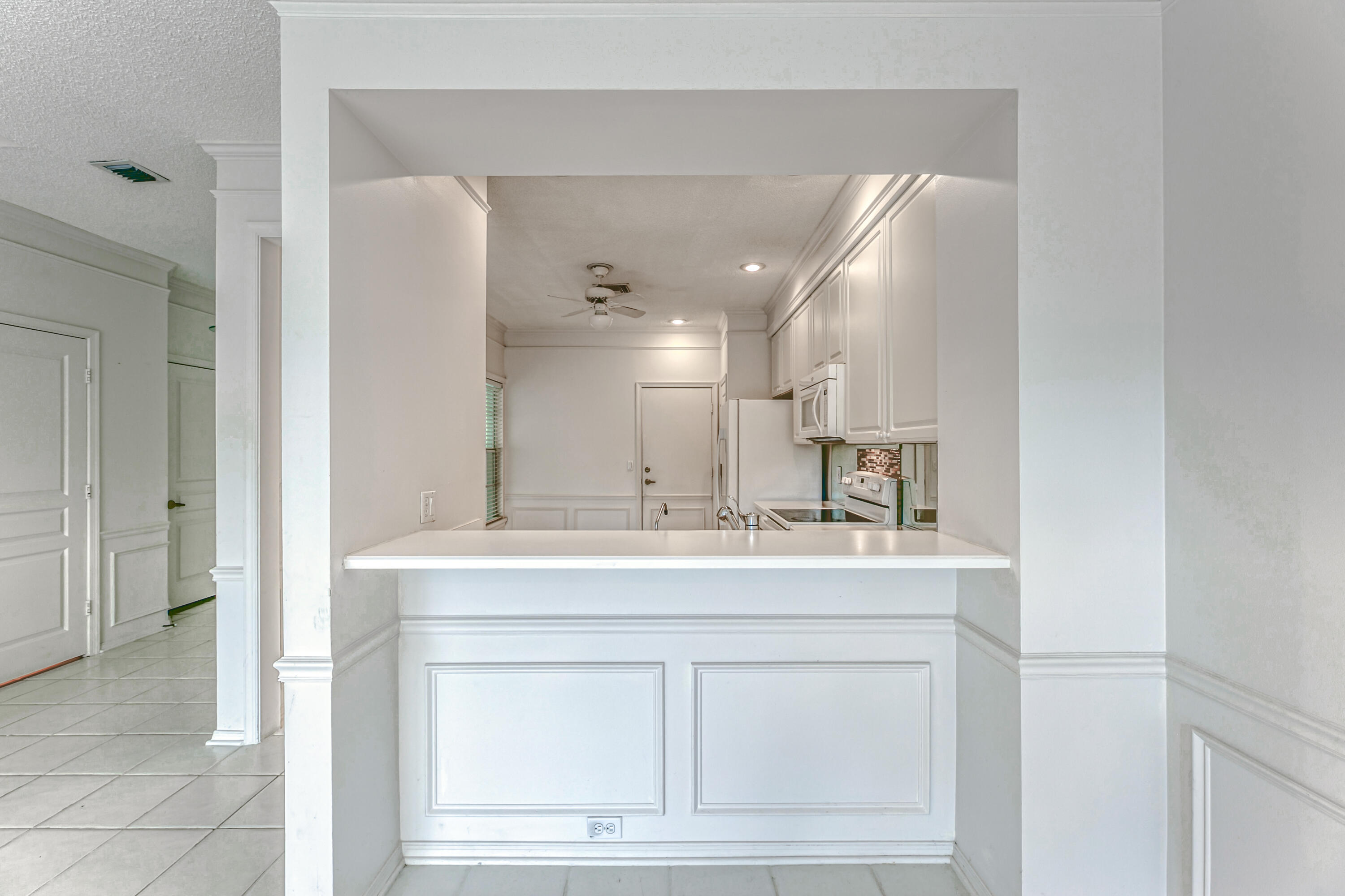 5409 Grand Park Place Boca Raton, FL 33431 - Photo 18 of 53 Kitchen View