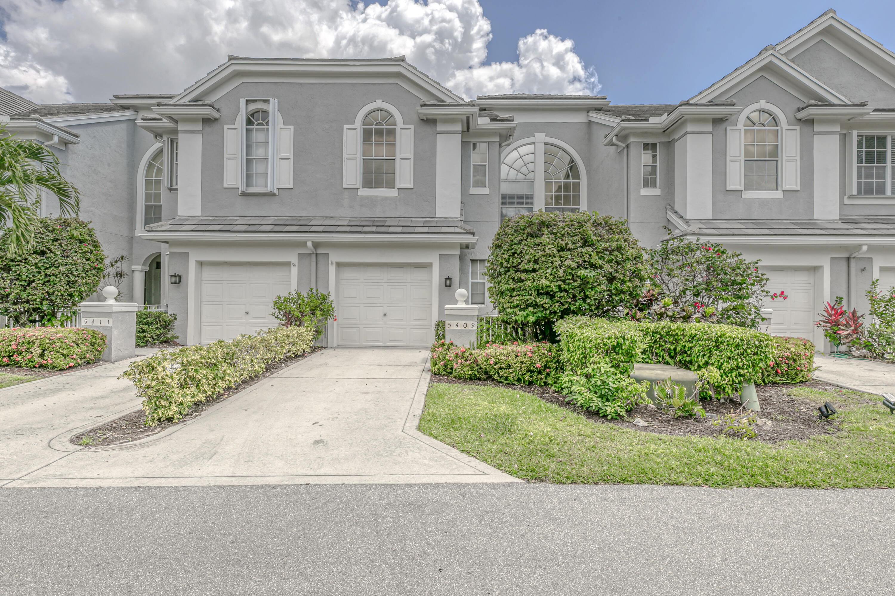 5409 Grand Park Place Boca Raton, FL 33431 - Photo 2 of 53 Grand Fairfield
