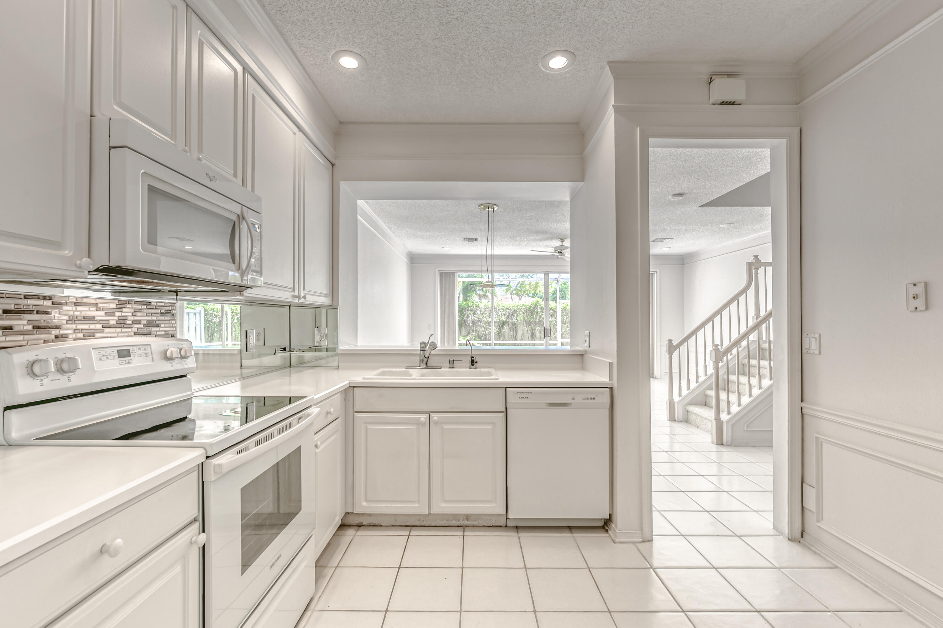 5409 Grand Park Place Boca Raton, FL 33431 - Photo 26 of 53 Kitchen