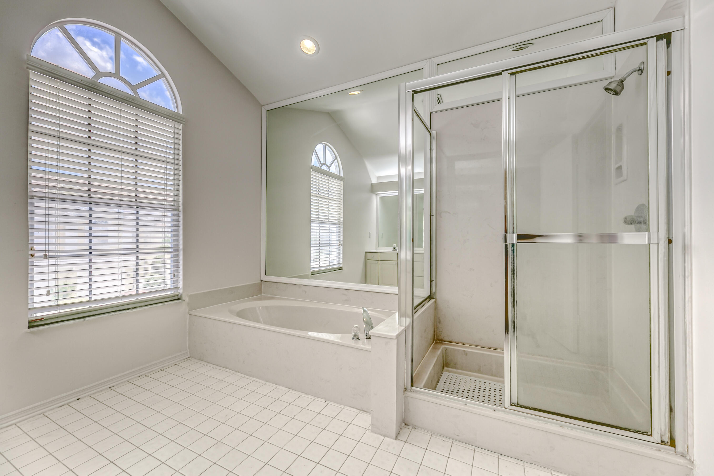 5409 Grand Park Place Boca Raton, FL 33431 - Photo 37 of 53 Primary Bathroom