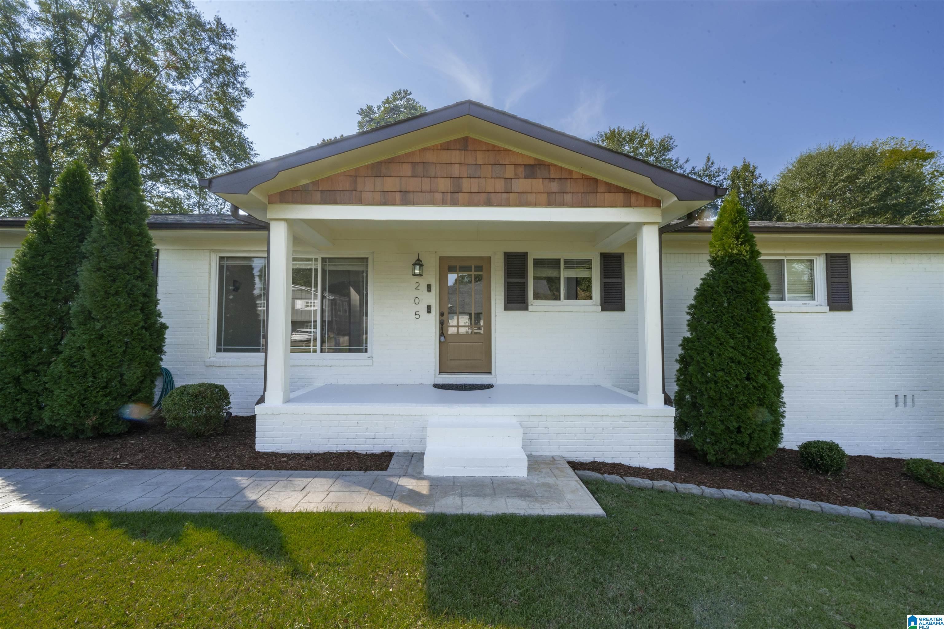205 Watson Way Gardendale, AL 35071 - Photo 4 of 48