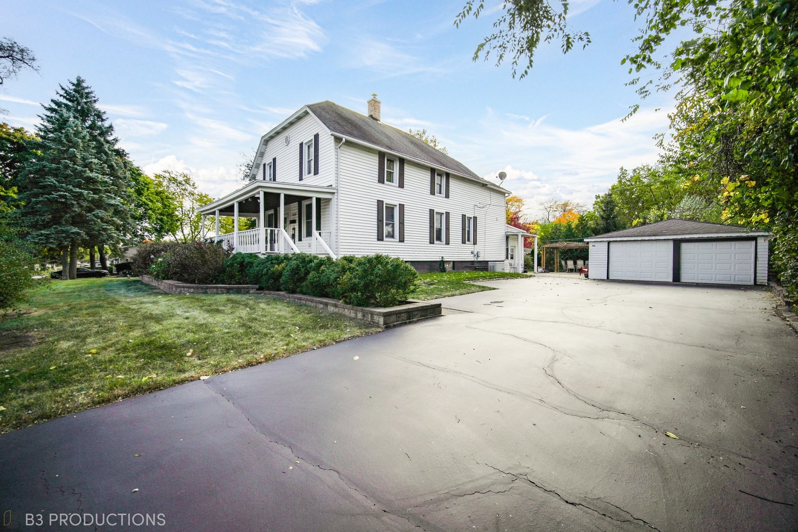 248 North Rohlwing Road Palatine, IL 60074 - Photo 1 of 22 Gallery Image 1