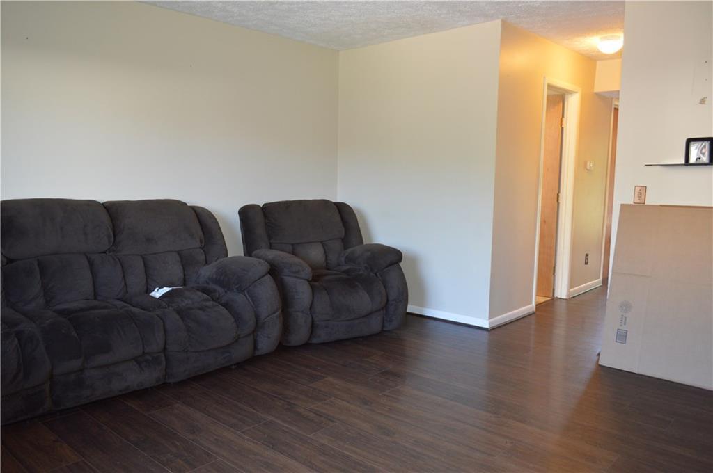 615 Villa Road, Unit E Springfield, OH 45503 - Photo 8 of 11 Gallery Image 8