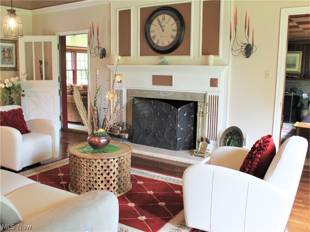 30790 Jackson Road Chagrin Falls, OH 44022 - Photo 2 of 11 Hearth room