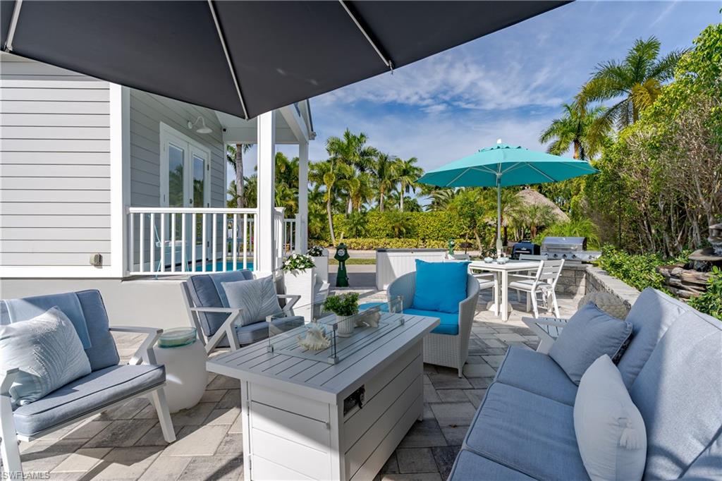 13598 Snapper Lane Naples, FL 34114 - Photo 9 of 40