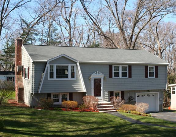 4 Randall Road Reading, MA 01867 - Photo 1 of 22 Gallery Image 1