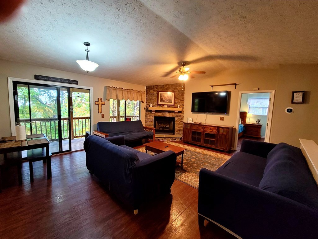 742 Lloyd Huskey Road Pigeon Forge, TN 37863 - Photo 18 of 31 Gallery Image 18