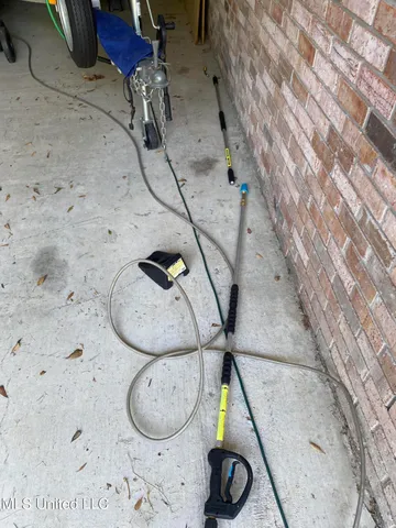 $1,075,000 | 15105 Hummingbird Lane, Biloxi, MS 39532