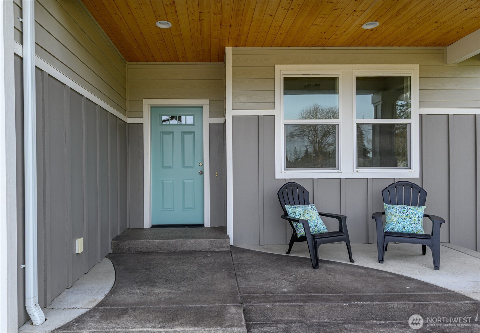 1768 East Rio Vista Avenue Burlington, WA 98233 - Photo 2 of 37 a view of a room with chair and tables