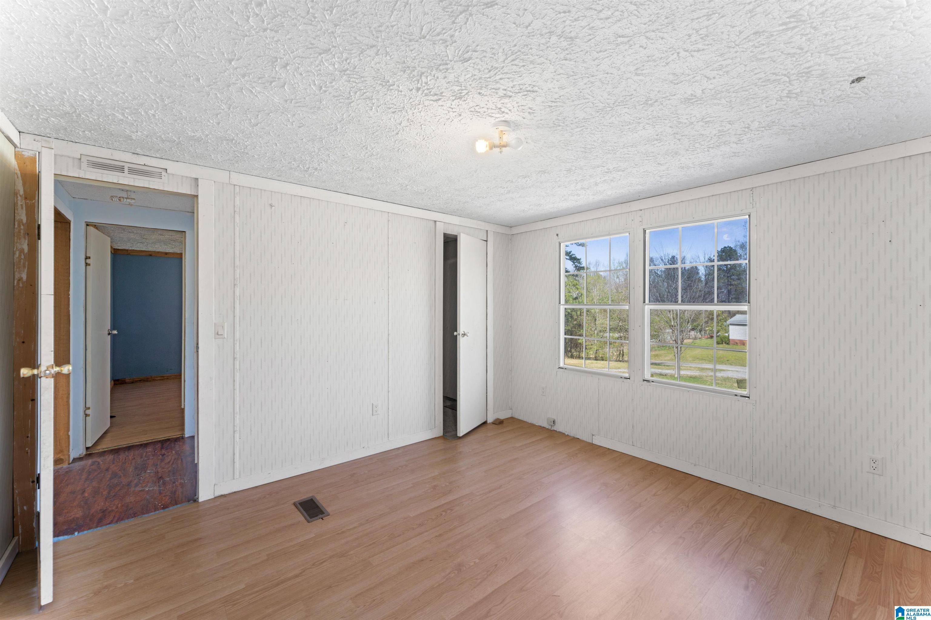 990 Loil Abbott Road Hayden, AL 35079 - Photo 15 of 26