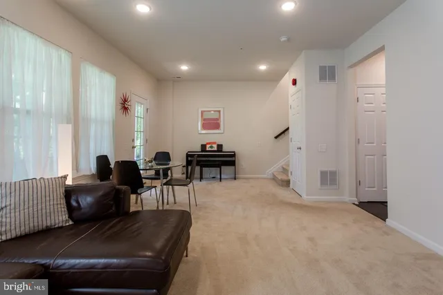 $3,000 | 121 Locks Farm Lane, Downingtown, PA 19335