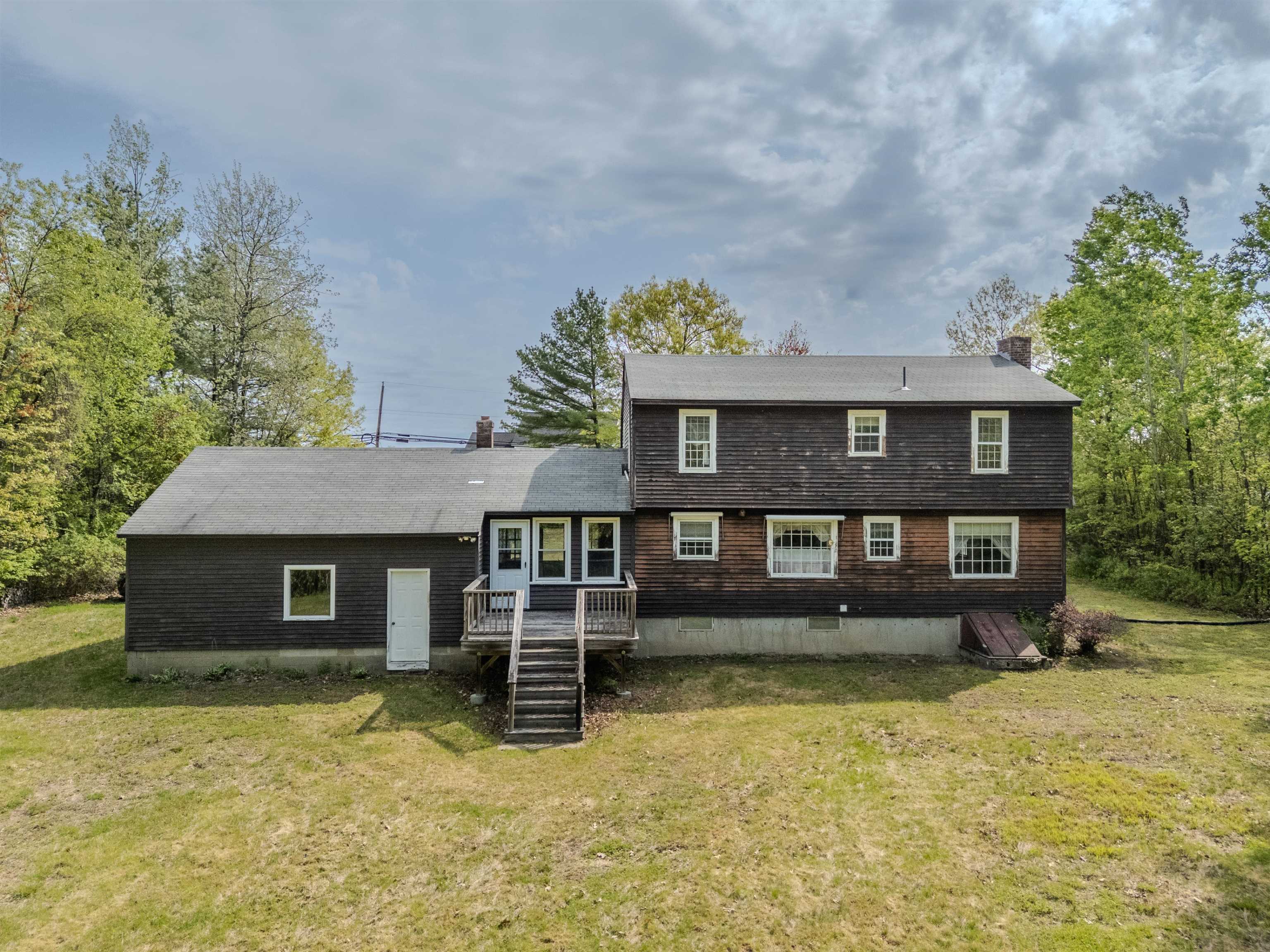 95 Gilcreast Road Londonderry, NH 03053 - Photo 41 of 42