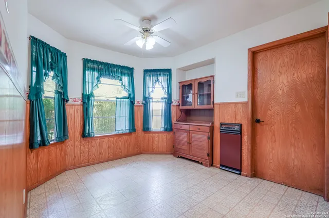 $365,000 | 117 Twinleaf Lane, Castle Hills, TX 78213