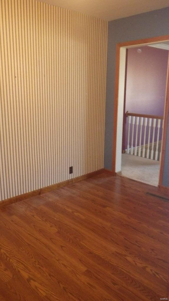 435 Sylvan Springs Road St. Louis, MO 63125 - Photo 12 of 23