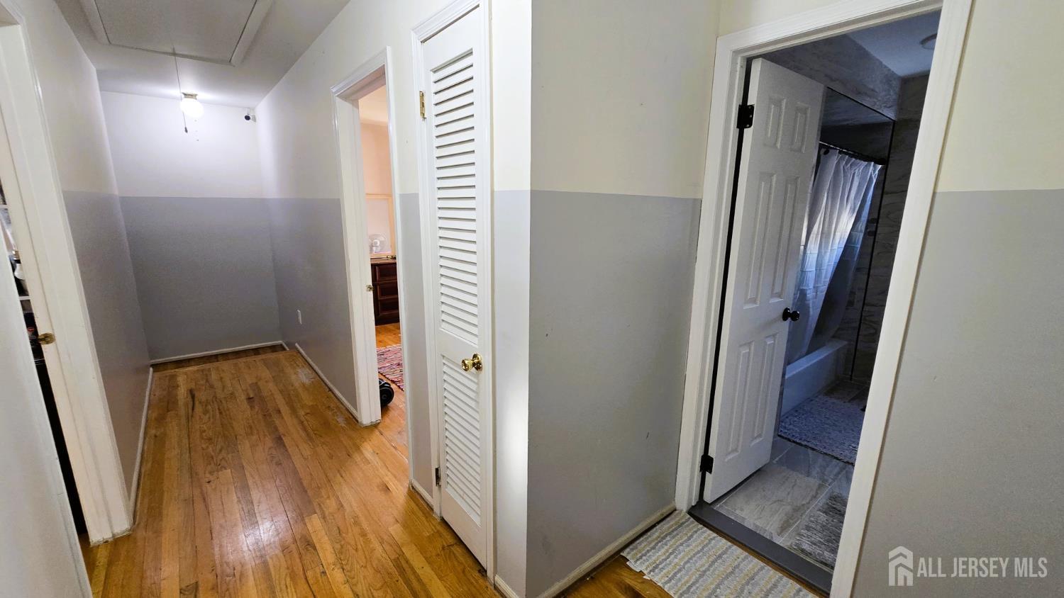 7 Stradford Road Sayreville, NJ 08859 - Photo 14 of 38