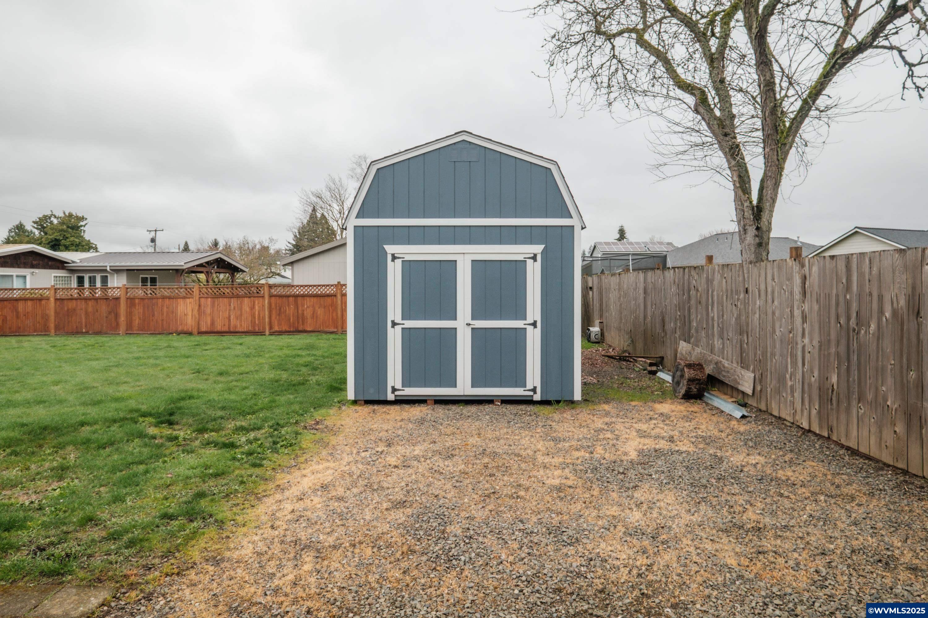725 Union Street Jefferson, OR 97352 - Photo 5 of 46 Gallery Image 5