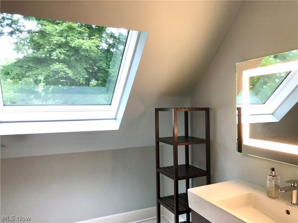 37475 Jackson Road Chagrin Falls, OH 44022 - Photo 27 of 35 Gallery Image 27