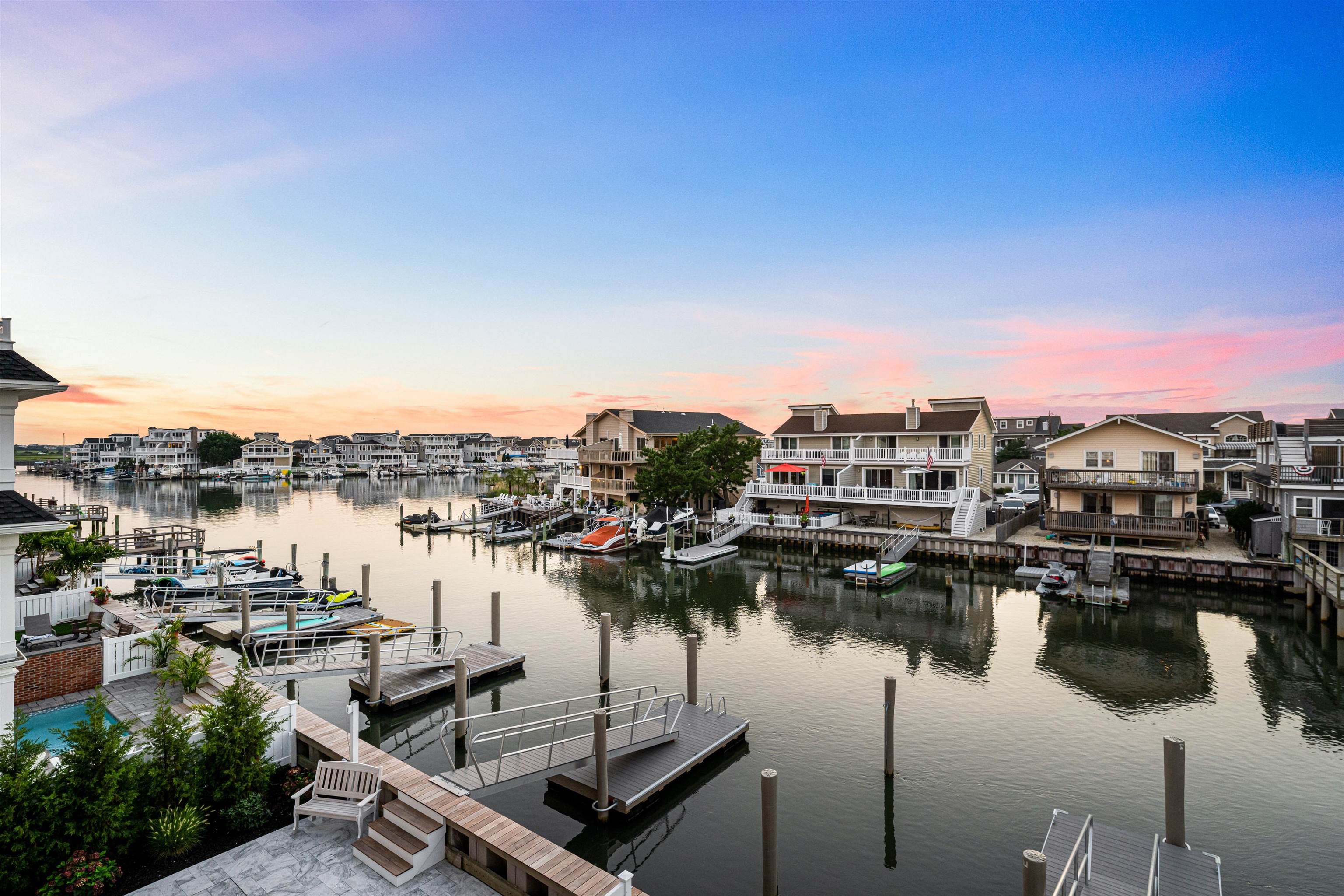 2148 Ocean, Unit 2148 Avalon, NJ 08202 - Photo 39 of 40 a view of a lake with a city