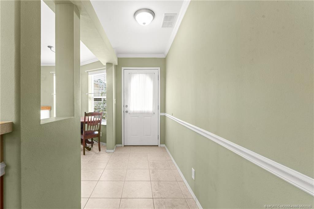 4237 4th Court Lantana, FL 33462 - Photo 5 of 40 a view of an empty room
