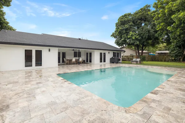 $725,000 | 1145 Hickory Trail, Wellington, FL 33414