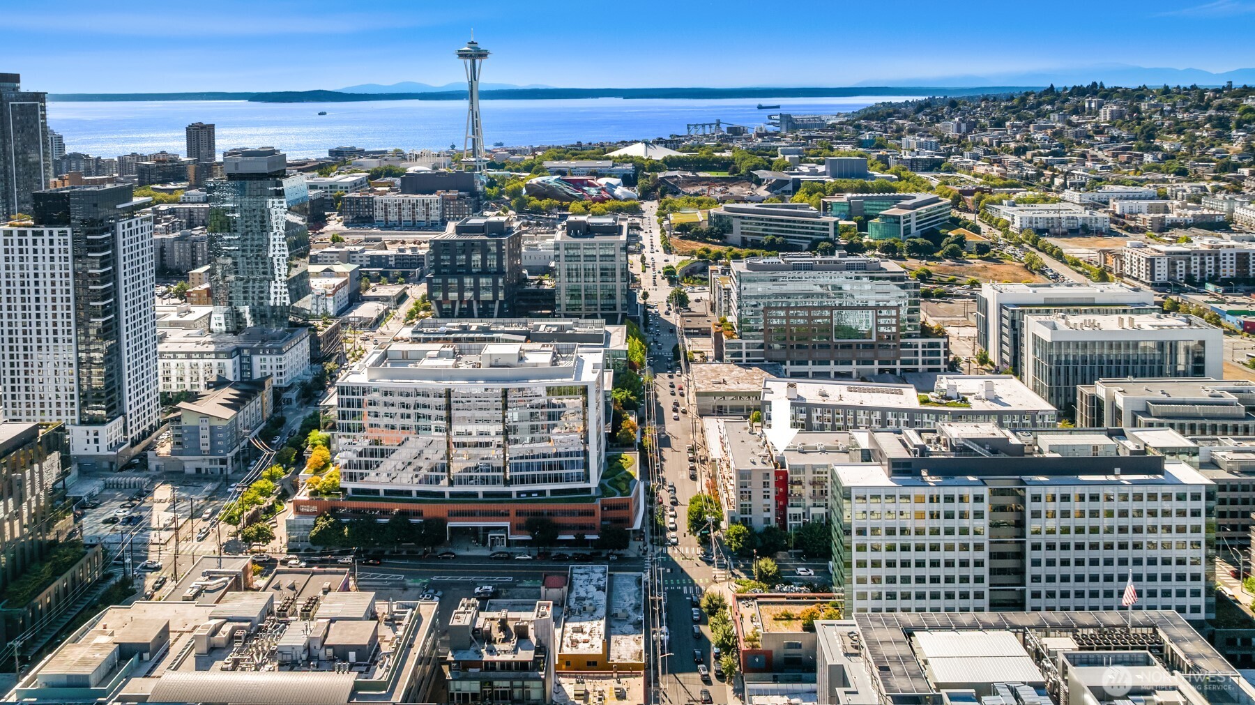 401 9th Avenue North, Unit 210 Seattle, WA 98109 - Photo 27 of 30 a city view