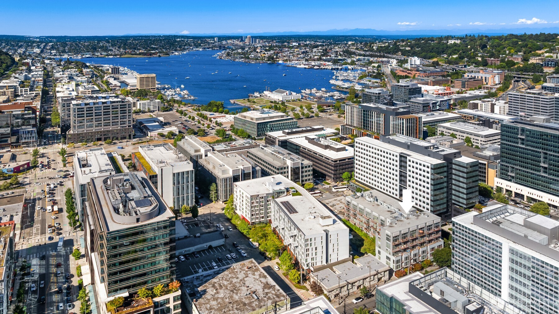 401 9th Avenue North, Unit 210 Seattle, WA 98109 - Photo 28 of 30 a view of city with balcony