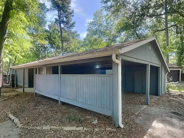 $1,890 | 6 Canyon Oak Place, The Woodlands, TX 77380