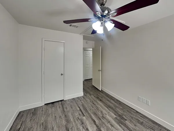 $1,890 | 6 Canyon Oak Place, The Woodlands, TX 77380