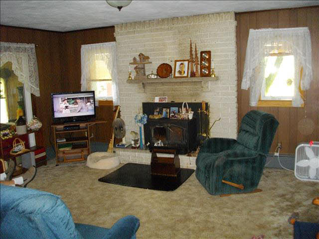 20363698-3.JPG