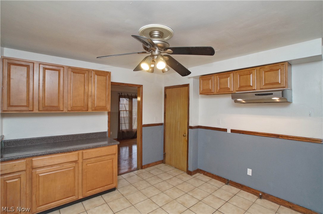 1675 Wood Road Cleveland Heights, OH 44121 - Photo 11 of 32