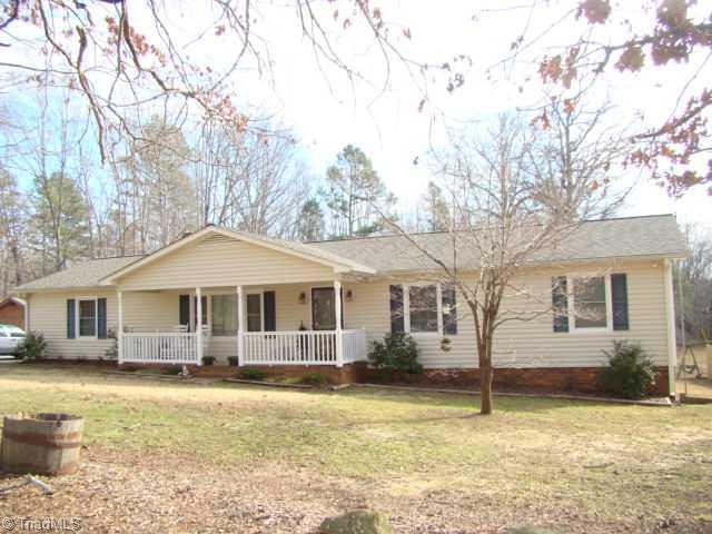 3159 Earnhardt Road Sophia, NC 27350 - Photo 1 of 16 Exterior Front.