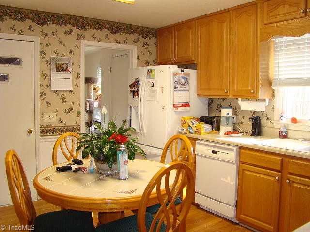 3159 Earnhardt Road Sophia, NC 27350 - Photo 6 of 16 Kitchen.