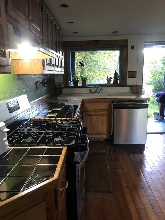 16 High Street Colrain, MA 01340 - Photo 11 of 42