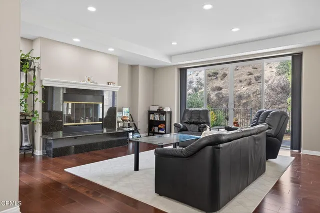 $1,620,000 | 520 Marissa Lane, Camarillo, CA 93010