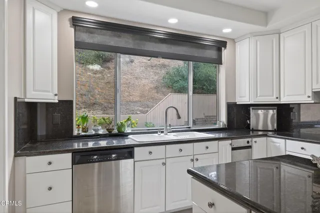 $1,620,000 | 520 Marissa Lane, Camarillo, CA 93010