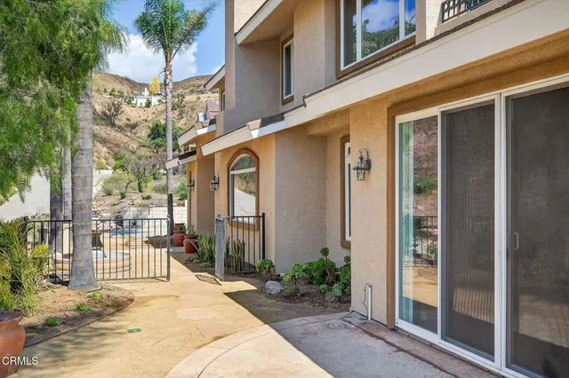 $1,620,000 | 520 Marissa Lane, Camarillo, CA 93010