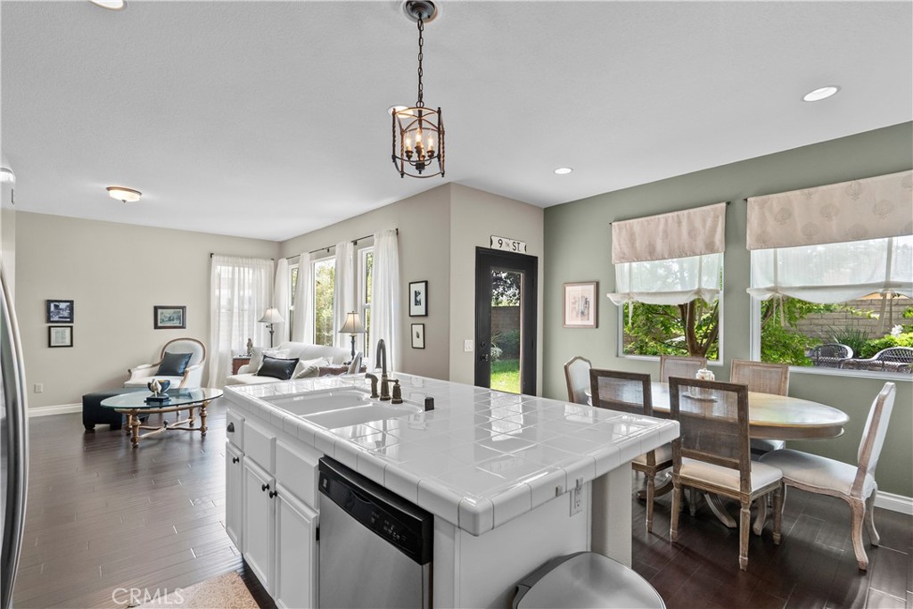 28409 Connick Place Saugus, CA 91350 - Photo 20 of 66