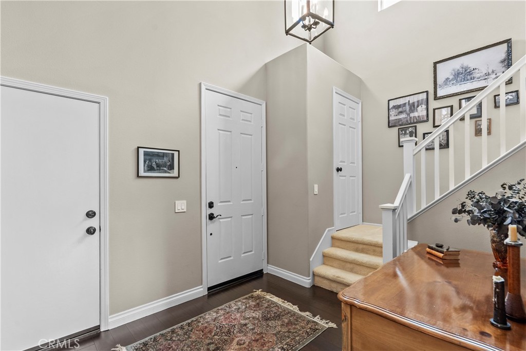 28409 Connick Place Saugus, CA 91350 - Photo 28 of 66 a living room with furniture