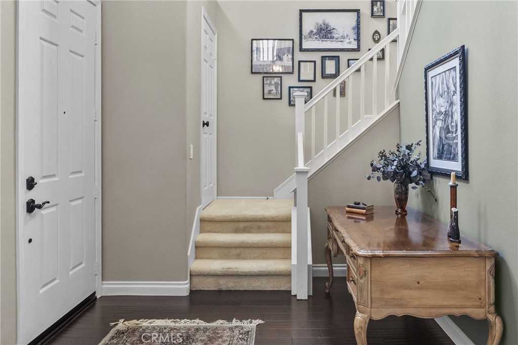 28409 Connick Place Saugus, CA 91350 - Photo 29 of 66 a view of entryway and hall with wooden floor