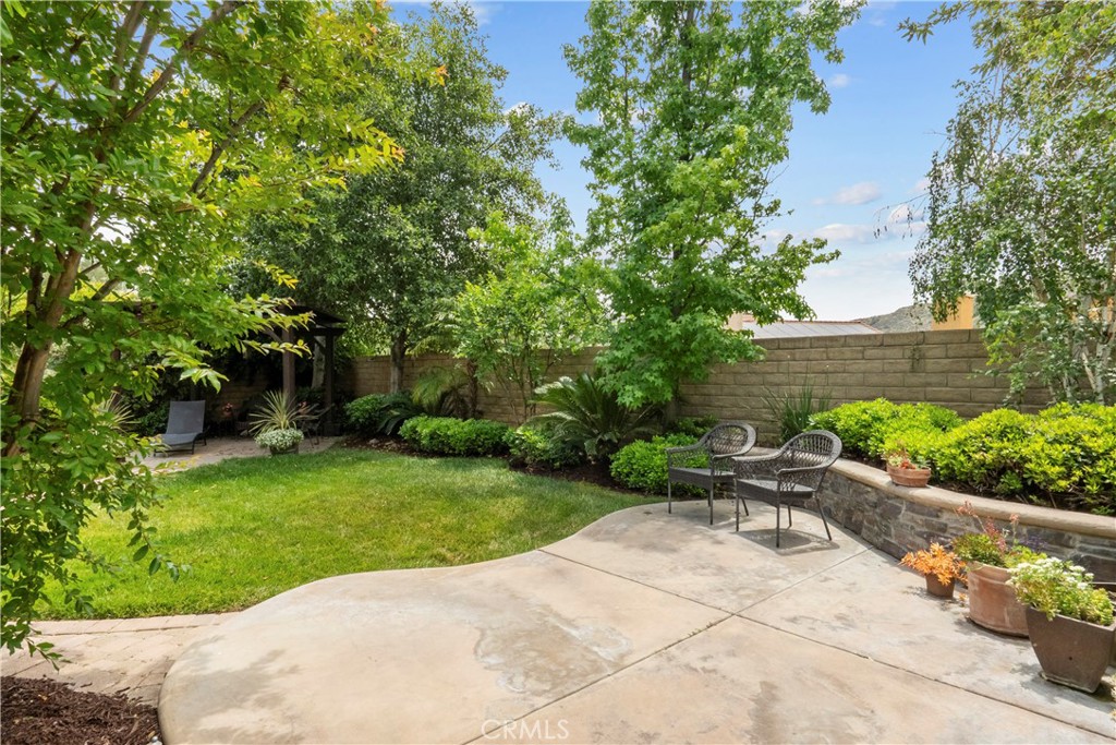 28409 Connick Place Saugus, CA 91350 - Photo 3 of 66 a view of a backyard with sitting area