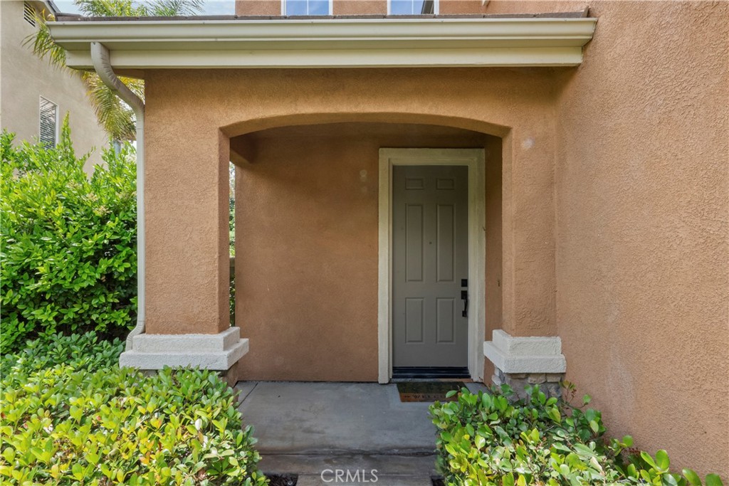 28409 Connick Place Saugus, CA 91350 - Photo 8 of 66 a front view of a house with plants