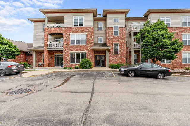 $220,000 | 101 Metro Terrace, Unit 102, Madison, WI 53718