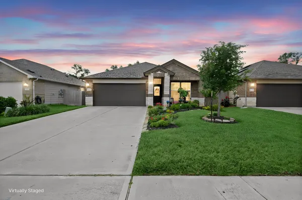 $343,000 | 12813 South Winding Pines, Tomball, TX 77375