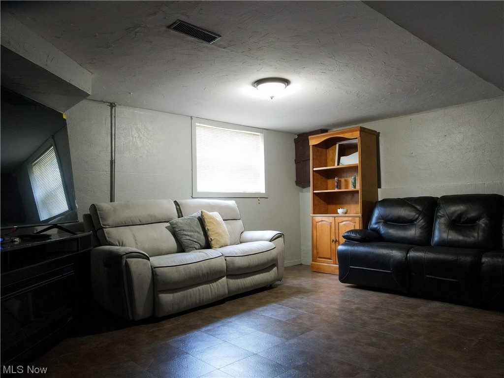 637 High Bridge Road Vermilion, OH 44089 - Photo 24 of 29 Lower level entertainment and living room
