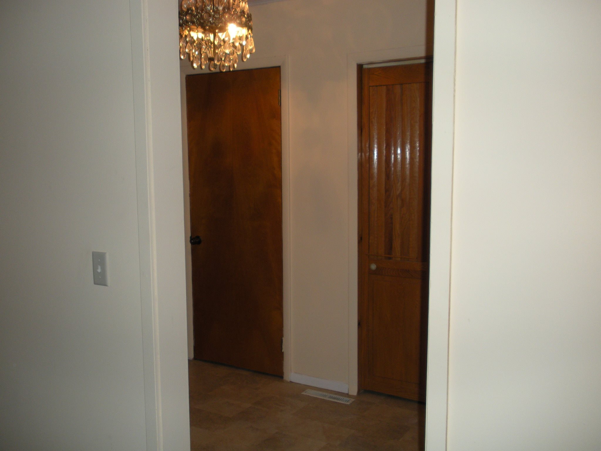 1259 West No Name Road Carbondale, IL 62902 - Photo 4 of 7 Gallery Image 4
