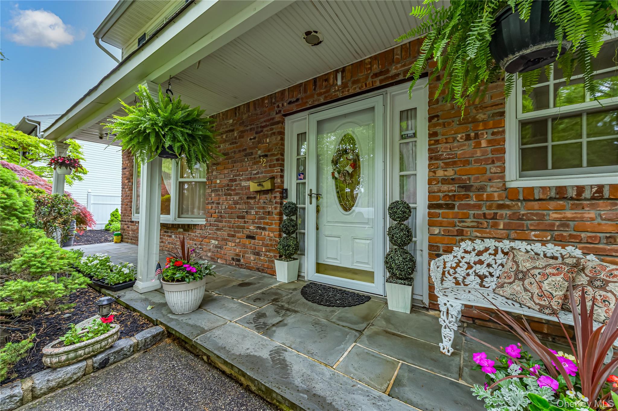 32 Dressler Road Greenlawn, NY 11740 - Photo 5 of 44