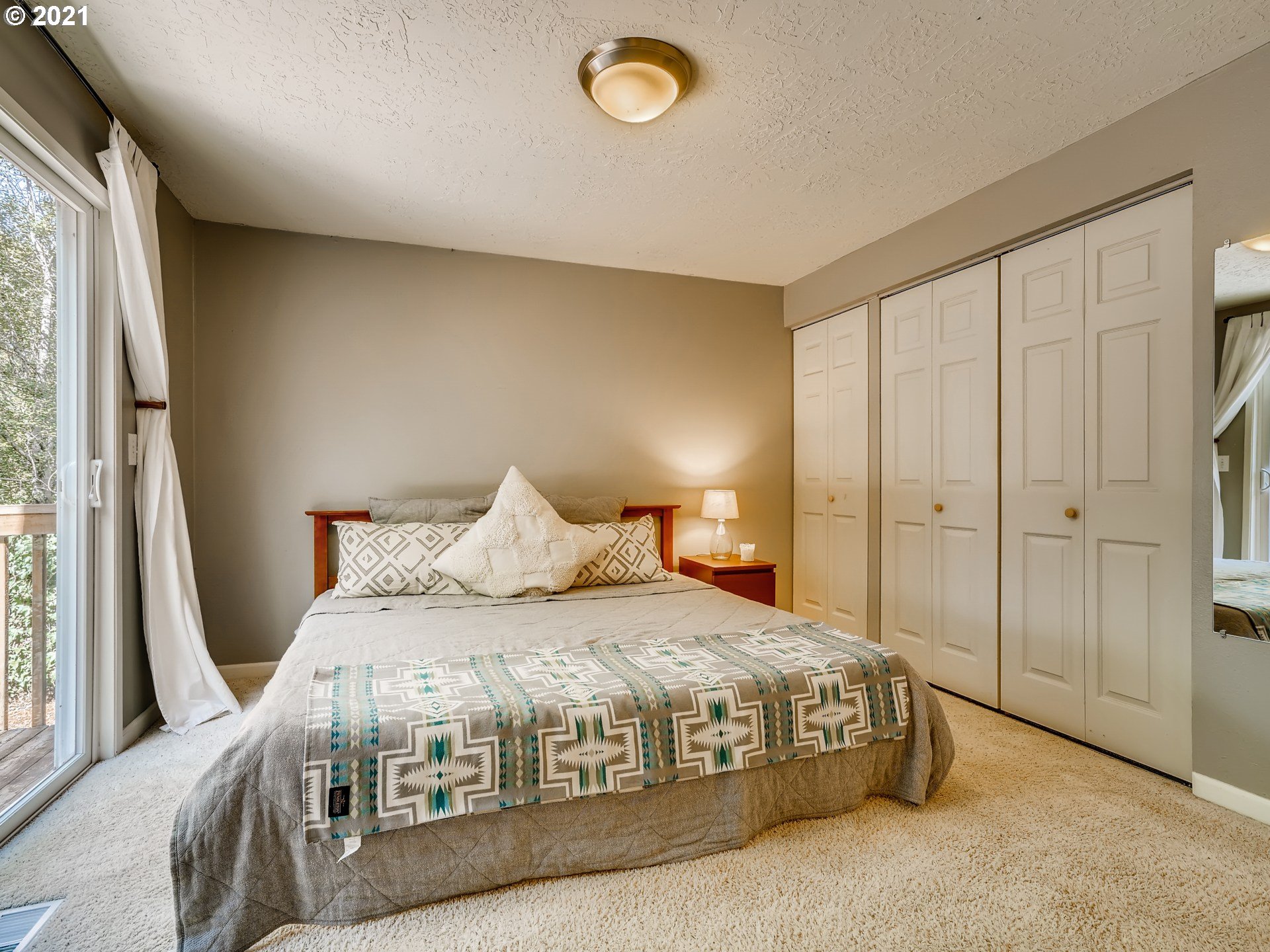 4603 Southwest 45th Avenue Portland, OR 97221 - Photo 14 of 26 Gallery Image 14