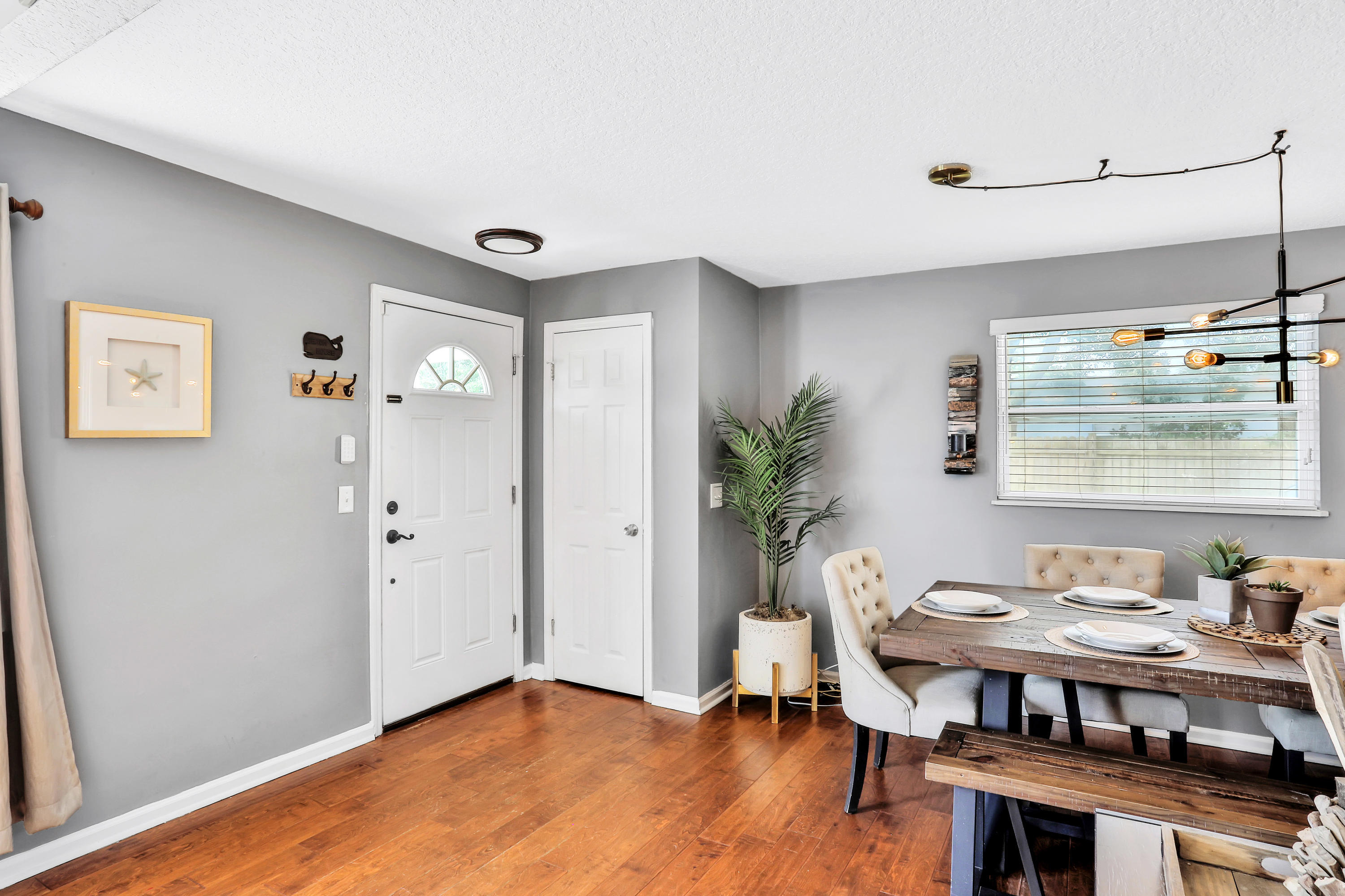 418 Skate Road Atlantic Beach, FL 32233 - Photo 3 of 36 1R4A2231