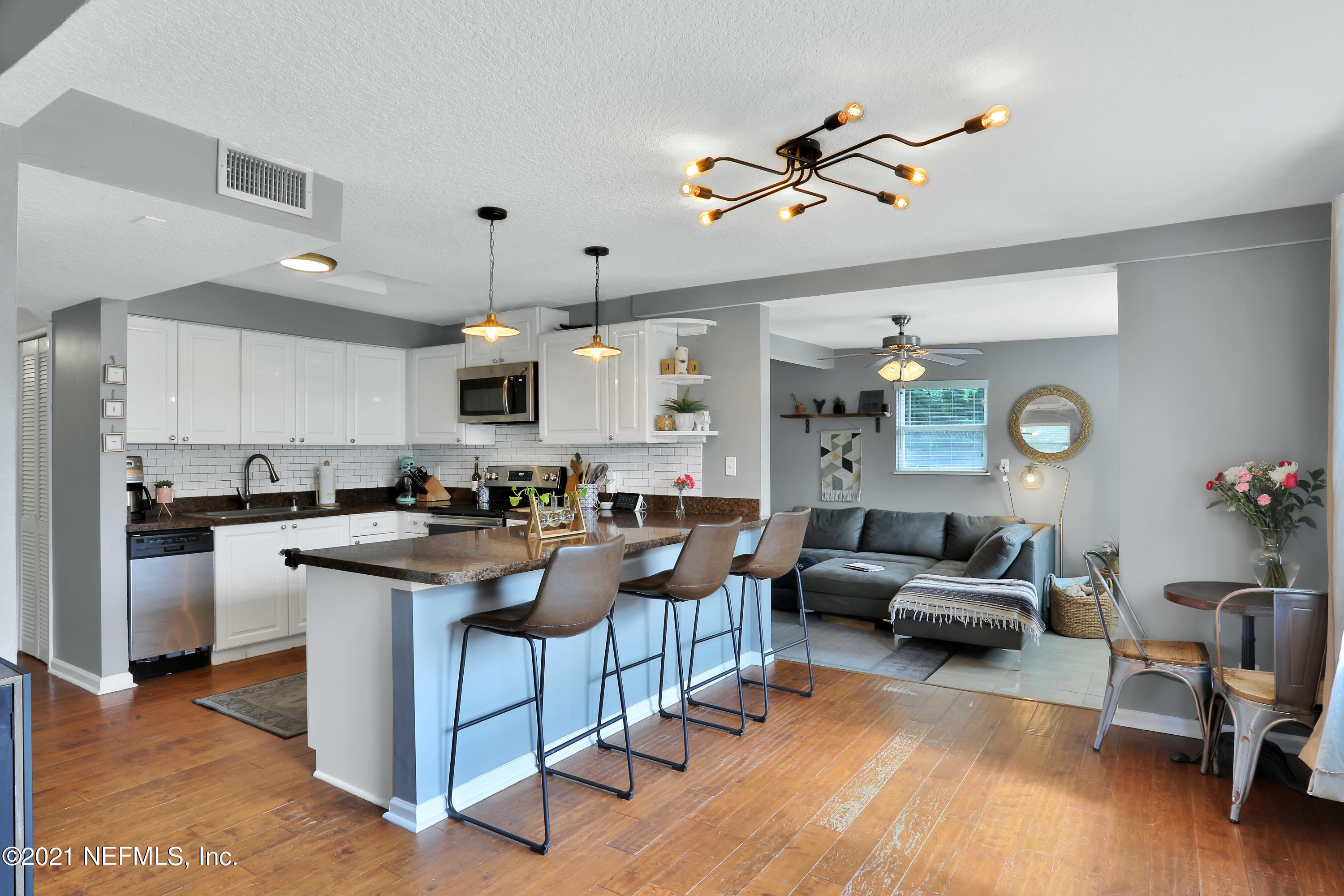 418 Skate Road Atlantic Beach, FL 32233 - Photo 6 of 36 1R4A2219